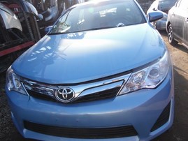2012 TOYOTA CAMRY LE SKY BLUE 2.5L AT Z18440